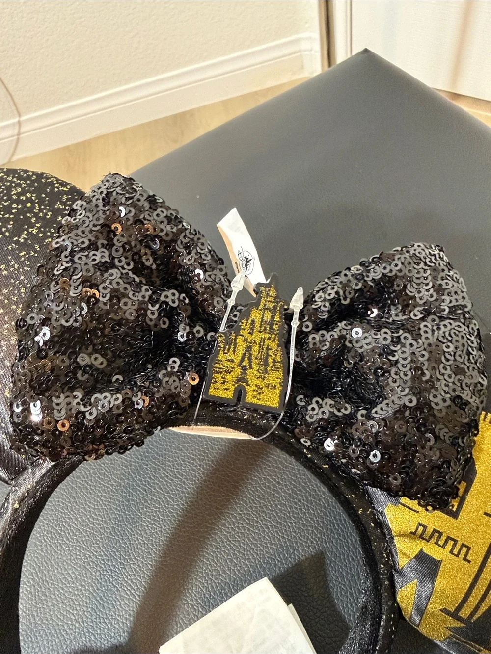 Disney Black & Gold Disneyworld Sequin Mouse Ear Headband NWT